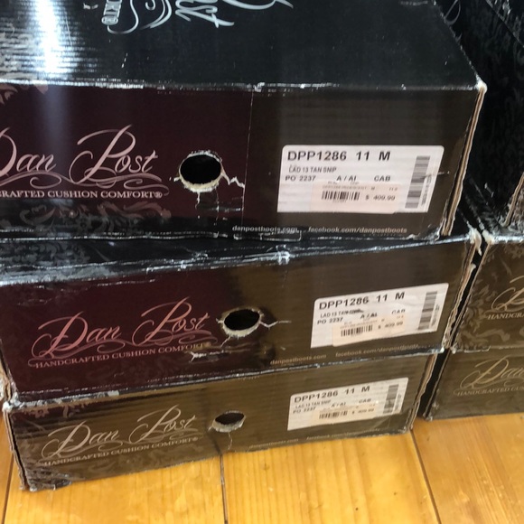 Custom ladies dan post boot with crystals NWT - Picture 3 of 3